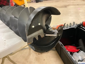 lot 124 image: K-Drill Ice auger