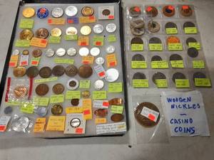 lot 26 image: Casino & Souvenir Coins & Tokens