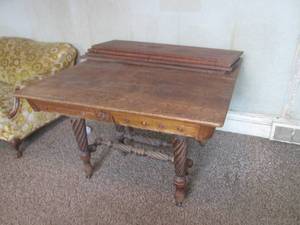 (DLR) Vintage Wood Dining Room Table Including 4 - 12 Leaves Taple Top Is 45 x 45