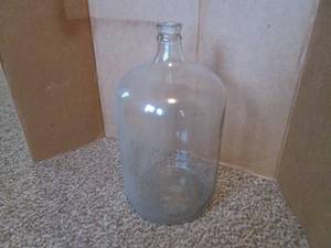 (DLR) Vintage Glass 5 Gallon Bottle
