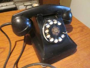 (DLR) Vintage Bell System Rotary Dial Telephone