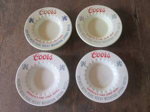(DLR) 4 Vintage Coors Beer Ceramic Ashtrays 5 34