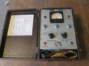 (DLR) Vintage CRT Cathode Rejuvenator Tester Model 350