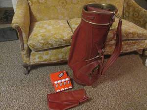 (DLR) MacGregor Jack Nicklaus Golf Bag with Cover, Box of Golf Balls, Pocket of Loose Balls and Tees