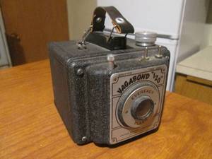 (DLR) Vintage Vagabond 120 Eveready Flash Camers