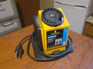 (DLR) Plasplugs Electric High Speed Drill Bit Sharpener - Powers On