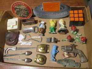 (DLR) Assorted Vintage Smalls