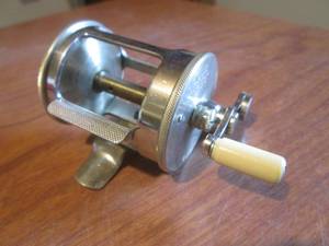 (K) Vintage Blue Grass Simplex No.33 by The Norton Mfg. Co.Fishing Reel