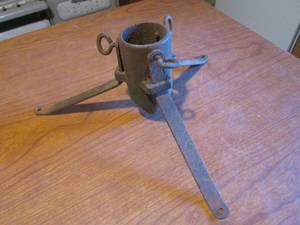 (DLR) Vintage Steel Christmas Tree Stand