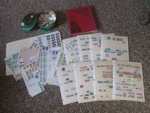 (DLR) Large Assortment of Vintage Stamps