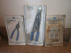 (DLR) 2 OTC Retainig Ring Pliers and Alcohol Detection Kit