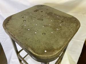 lot 114 image: Vintage Metal Shop Stool