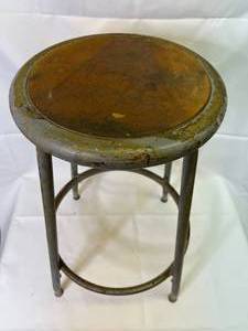 lot 115 image: Vintage Metal Shop Stool with Wooden Seat