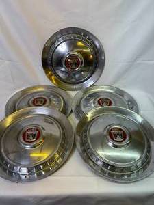 lot 116 image: Five Vintage Ford Hubcaps