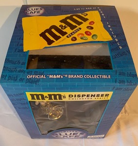 lot 174 image: Vintage Blues Cafe Collectors Edition M & M Dispenser