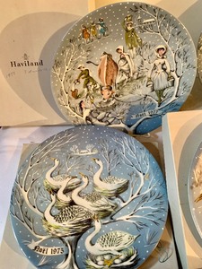 lot 185 image: Outstanding Collection of Vintage Haviland Twelve Days of Christmas Plates, Including Nine Ladies Dancing and More