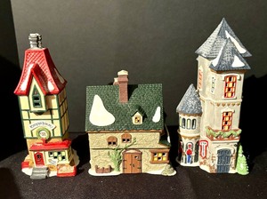 lot 86 image: Three Department 56 Heritage Village Collection Buildings