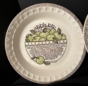lot 260 image: Six Vintage Pie Plates