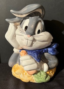 lot 266 image: Looney Tunes Bugs Bunny Cookie Jar