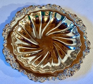 lot 287 image: Silver Plated and Stainless Steel Platter and Serving Dishes