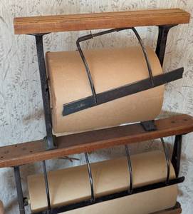 lot 36 image: Vintage Shop Double Paper Roll Dispenser