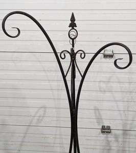 lot 42 image: Two Vintage Metal Plant Stands