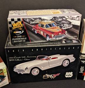 lot 151A image: Assorted Model Cars and Banks
