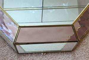 lot 282A image: Hanging Mirrored Glass Display Case