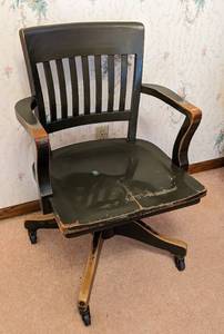 lot 298A image: Vintage Painted Wood Office Chair