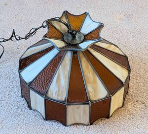 lot 305A image: Vintage Stained Glass Hanging Lamp
