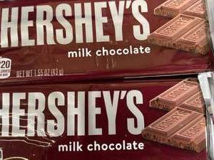 12 Hersheys Chocolate bars Best By 082023