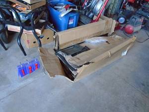 New utility dump cart. Missing pole. Otherwise looks complete. As shown.