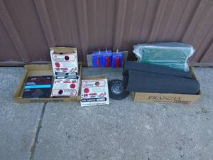 Qty of 2 flats of sanding discs & tool liners. As shown.