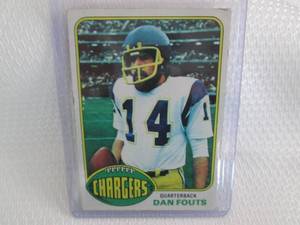 lot 26 image: 1976 Topps Dan Fouts Card...