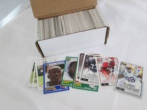lot 27 image: Box Of Assorted Football Rookie Car...