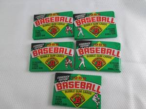 lot 34 image: 5 1989 Bowman Wax Packs...