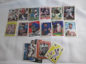 lot 57 image: Assorted Kirby Puckett Cards...