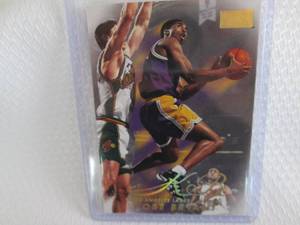 lot 85 image: 1998-99 Skybox Kobe Bryant Card...