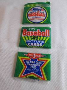 lot 135 image: 1990 Toops Baseball Rack Pack...
