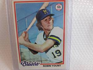 lot 152 image: 1978 Topps Robin Yount Card...