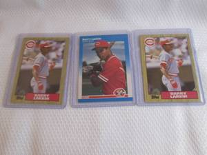 lot 232 image: 1987 Fleer & Topps Barry Larkin Roo...