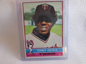 lot 237 image: 1976 Topps Tony Oliva Card...