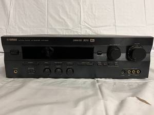 lot 11 image: Yamaha HTR-5250 AV Reciever