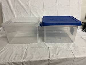 lot 218 image: 2 Plastic Banker Boxes - 1 Lid