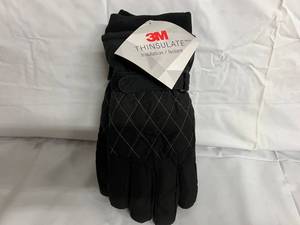 lot 70 image: 5 Pairs of Womens ML 3M Thinsulate Gloves - Black & Gray
