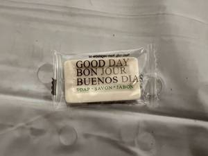 lot 77 image: 400 Individually Wrapped Bars of Soap