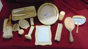 lot 55 image: Lot of Vintage Celliod