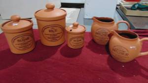 lot 96 image: 5 - Henry Watson Pottery Pieces