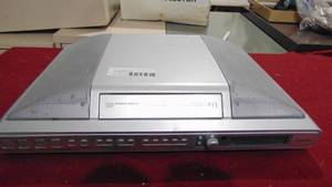 lot 114 image: Sony Undercounter Radio ICF-CD553RN