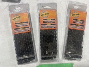 6 BIKE CHAINS